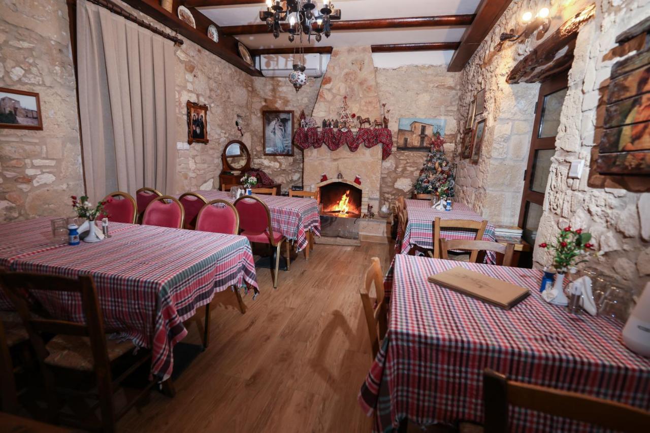 Hanna Koumi Boutique Hotel Kormakiti Exteriör bild