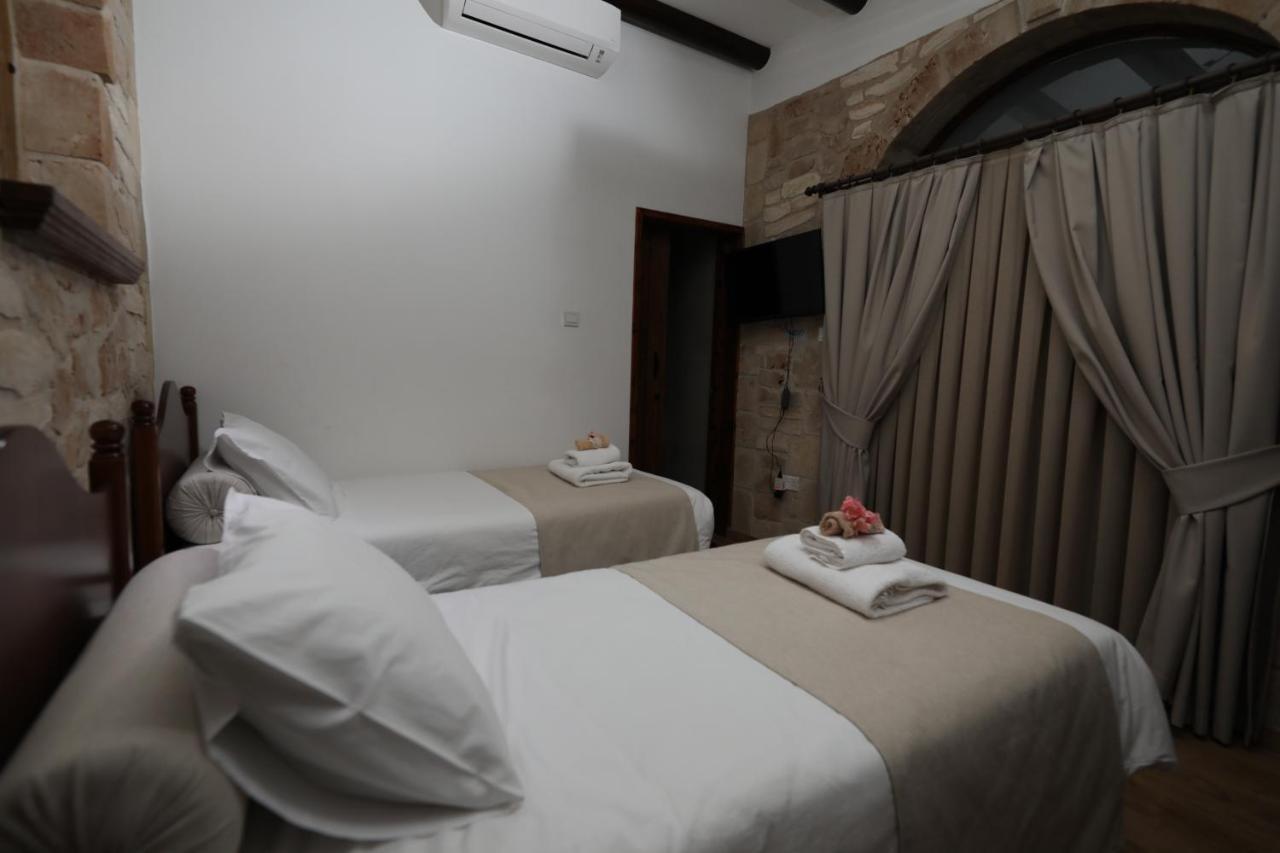Hanna Koumi Boutique Hotel Kormakiti Exteriör bild